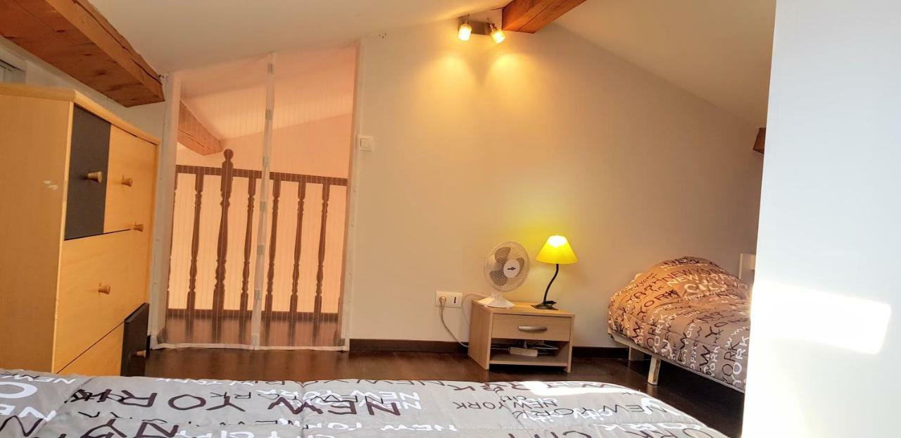 Maison Avec Jardin Au Calme La Crau Esterno foto